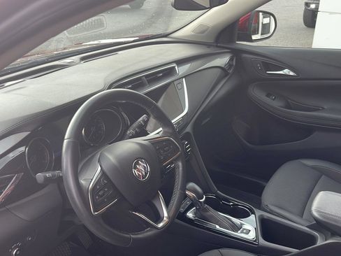 Used 2022 Buick Encore GX Select w/ Sport Touring Package image 11