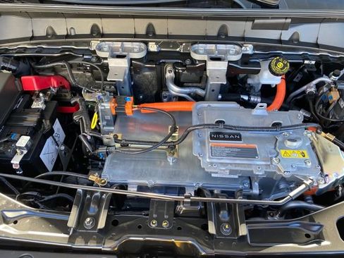 New 2026 Nissan Leaf Platinum+ image 25