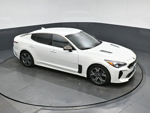 Used 2021 Kia Stinger GT-Line image 53