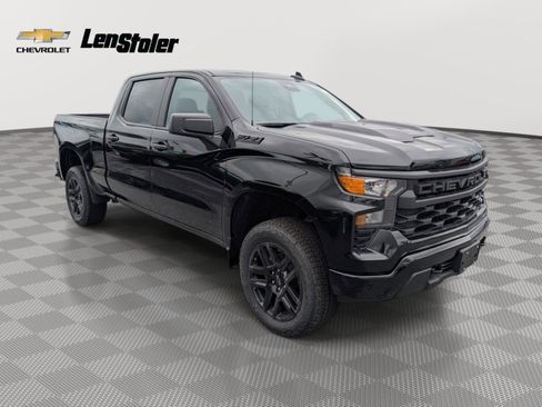 New 2026 Chevrolet Silverado 1500 Custom Trail Boss w/ Midnight Edition AWD/4WD image 4