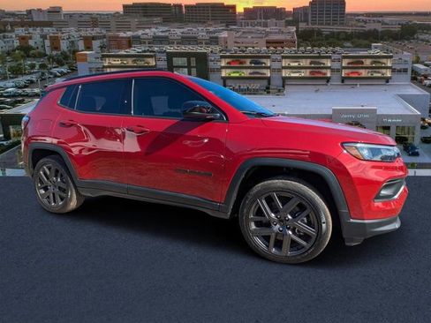 New 2026 Jeep Compass Latitude w/ Sun and Sound Group AWD/4WD image 1