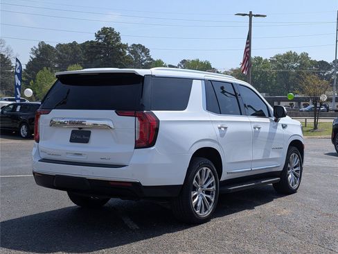 Used 2022 GMC Yukon SLT w/ SLT Premium Package RWD image 5