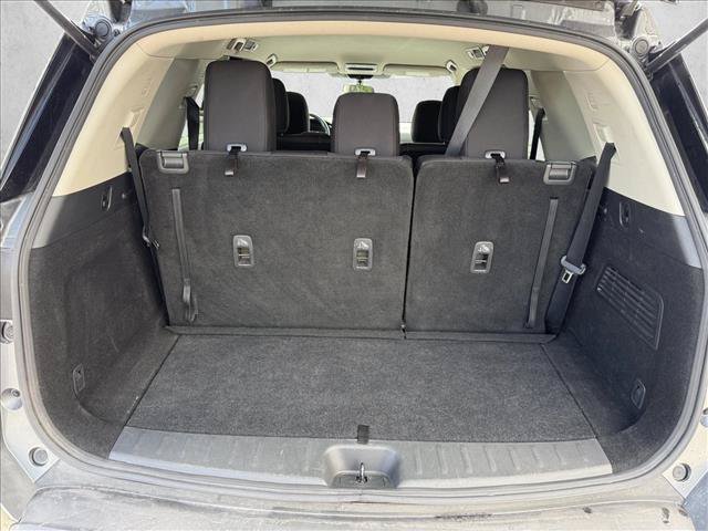 Used 2024 Nissan Pathfinder SV FWD image 7