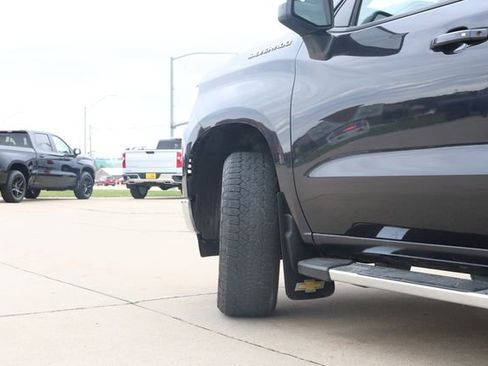 Used 2023 Chevrolet Silverado 1500 LT image 10