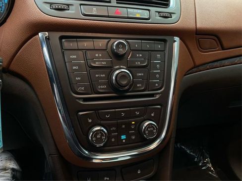 Used 2013 Buick Encore Premium image 32