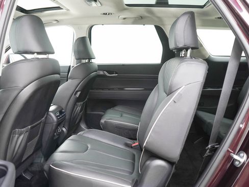 Used 2023 Hyundai Palisade Limited AWD/4WD image 16