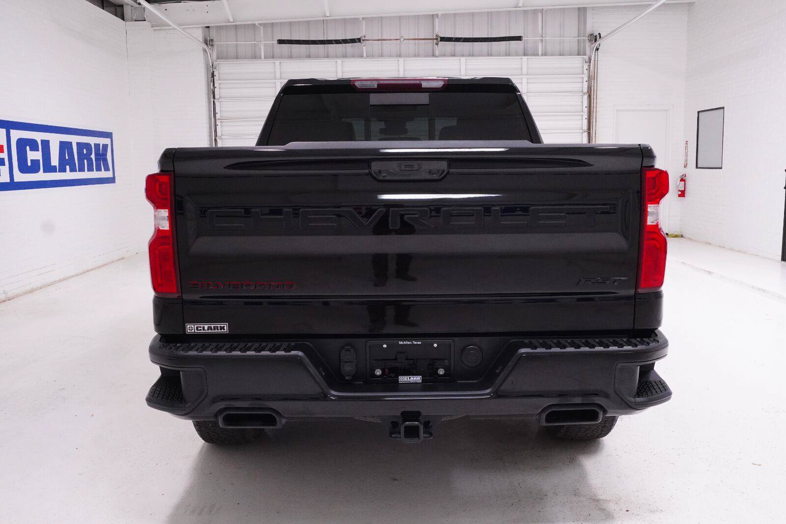 Used 2023 Chevrolet Silverado 1500 RST w/ Redline Edition AWD/4WD image 28