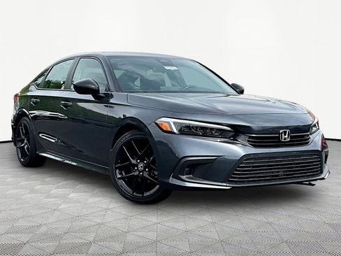 Used 2024 Honda Civic Sport image 3