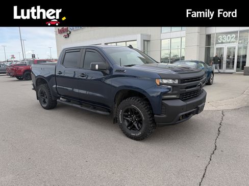 Used 2021 Chevrolet Silverado 1500 LT Trail Boss w/ Convenience Package II image 1