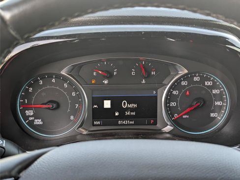 Used 2023 Chevrolet Traverse RS FWD image 24