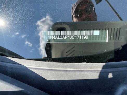 Used 2018 Nissan Altima 2.5 SV image 32