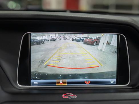 Used 2016 Mercedes-Benz E 550 Cabriolet image 32