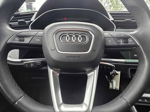 Used 2025 Audi Q3 2.0T Premium AWD/4WD image 24