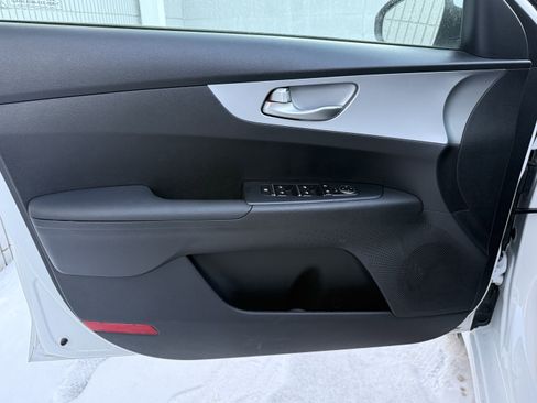 Used 2024 Kia Forte LXS image 10