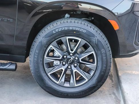Used 2021 Chevrolet Tahoe Z71 w/ Z71 Signature Package AWD/4WD image 11