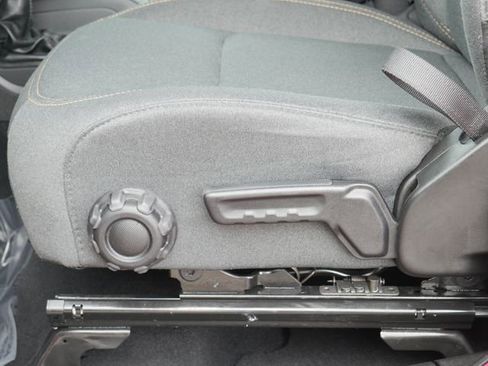 Used 2024 Jeep Wrangler Willys image 14