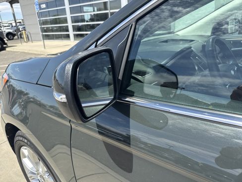 Used 2024 Ford Edge Titanium AWD/4WD image 10