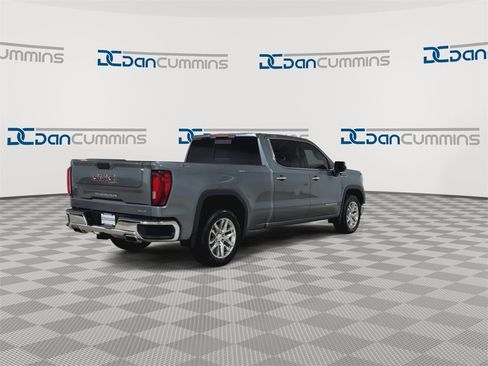 Used 2022 GMC Sierra 1500 SLT w/ SLT Convenience Package image 9