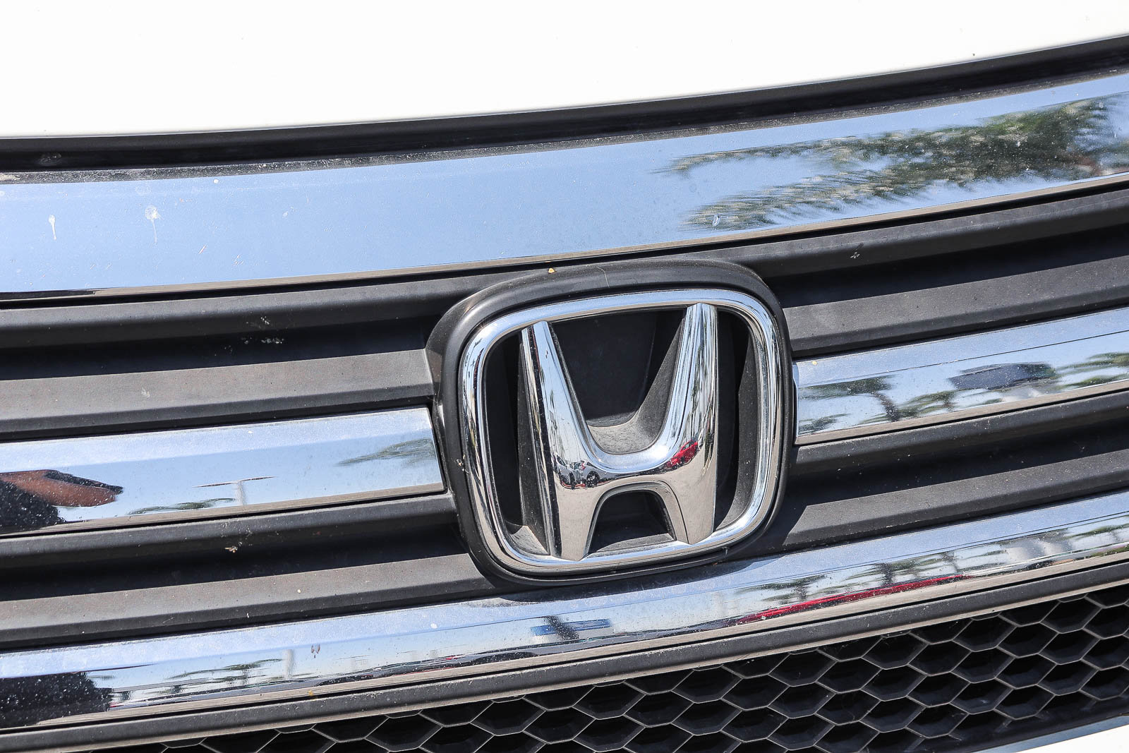 Used 2018 Honda Pilot LX image 4