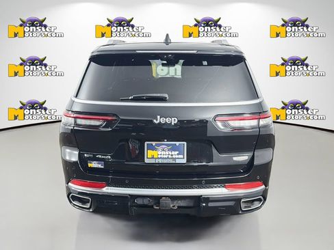 Used 2023 Jeep Grand Cherokee L Summit AWD/4WD image 6