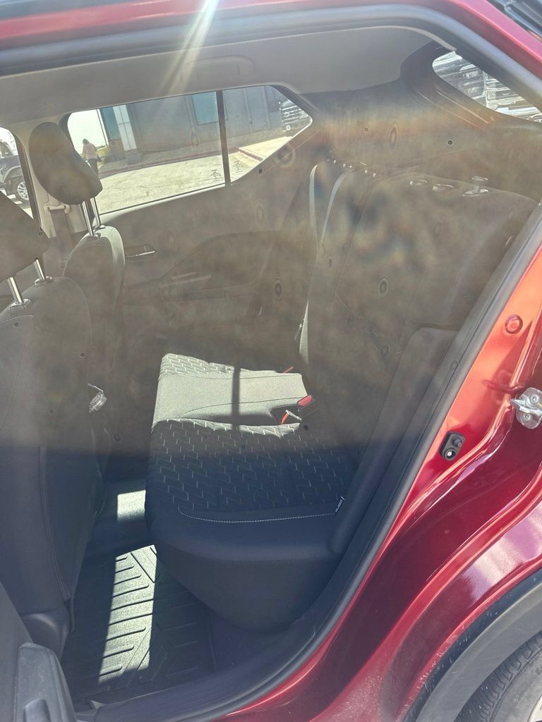 Used 2023 Nissan Kicks SV FWD image 6