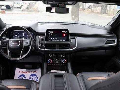 Used 2023 GMC Yukon XL AT4 w/ AT4 Premium Package image 17