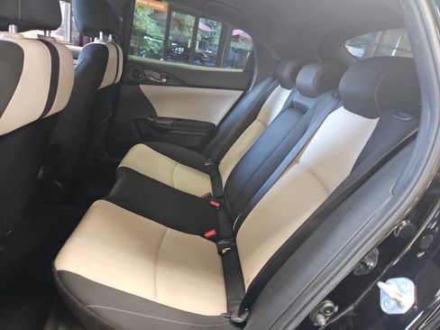 Used 2018 Honda Civic EX image 11
