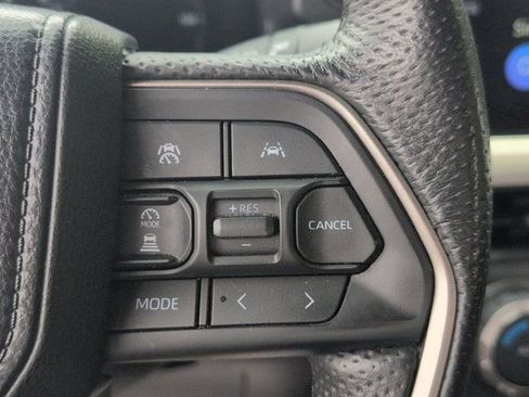 Used 2024 Toyota Tacoma TRD Off-Road AWD/4WD image 21