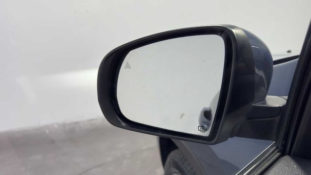Used 2021 Jeep Cherokee Latitude Lux w/ Comfort/Convenience Group FWD image 10