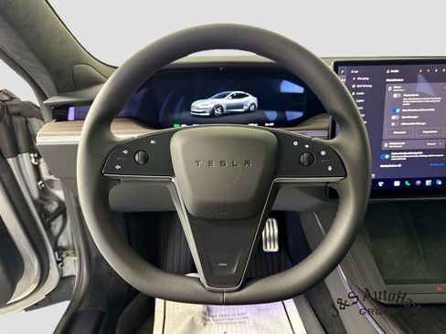 Used 2026 Tesla Model S AWD/4WD image 12