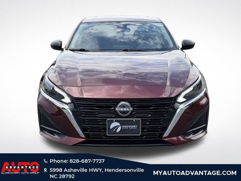 Used 2025 Nissan Altima 2.5 SV AWD/4WD image 6