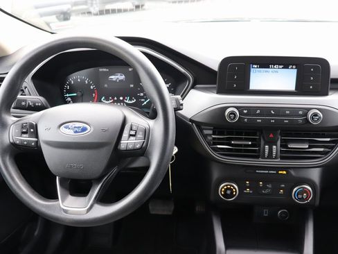 Used 2020 Ford Escape S image 17