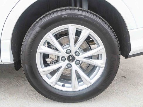 Used 2025 Audi Q3 2.0T Premium w/ Convenience Package AWD/4WD image 14