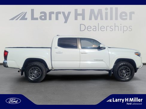 Used 2018 Toyota Tacoma SR5 image 6