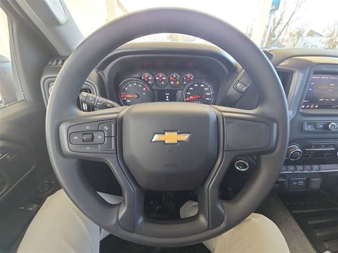 Used 2025 Chevrolet Silverado 2500 W/T w/ WT Convenience Package image 11