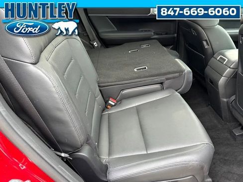 Used 2025 Hyundai Santa Fe Limited image 10