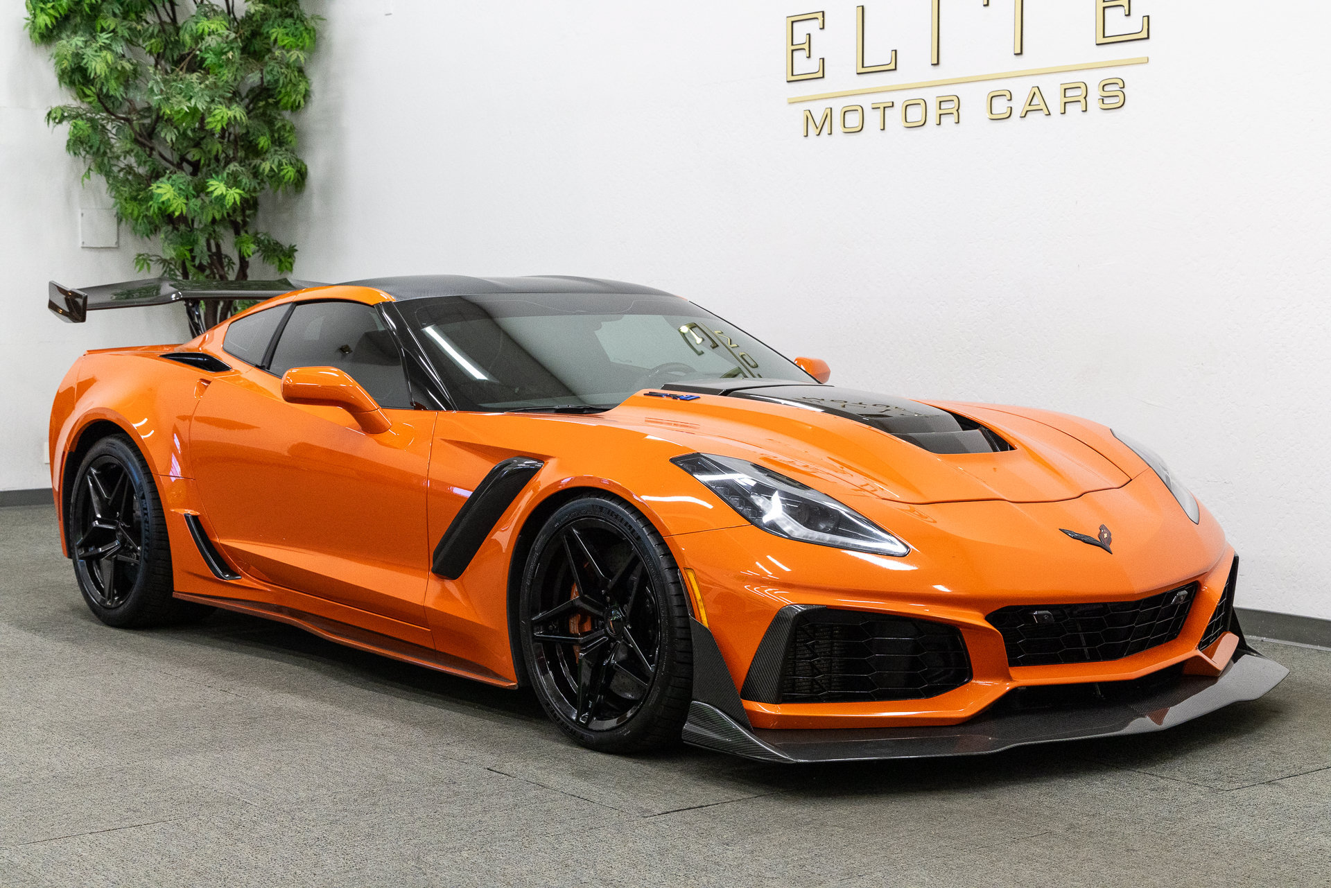 Used 2019 Chevrolet Corvette ZR1 RWD image 7