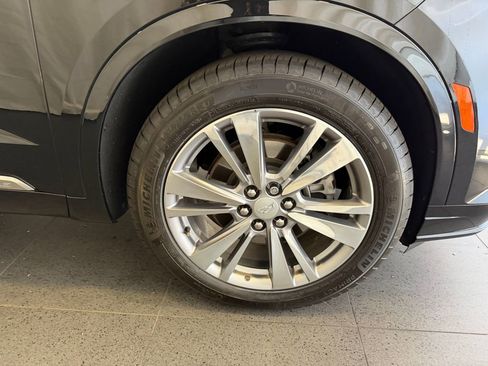 Used 2023 Cadillac XT6 Premium Luxury AWD/4WD image 13