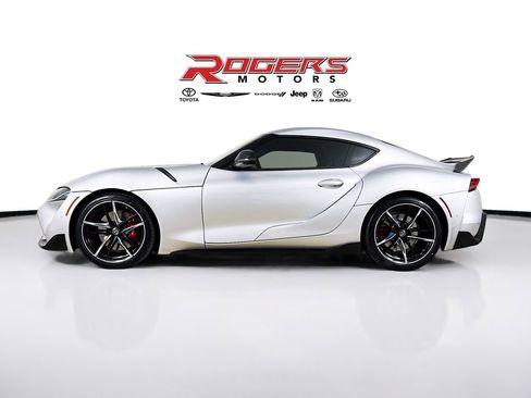 Used 2021 Toyota Supra Premium w/ Driver Assist Package RWD image 9