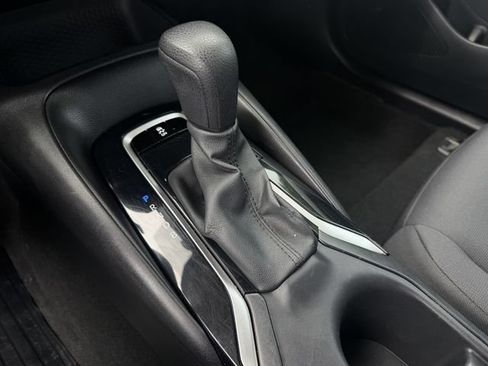 Used 2024 Toyota Corolla LE FWD image 17
