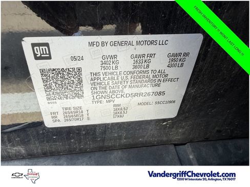 Used 2024 Chevrolet Suburban LT RWD image 35