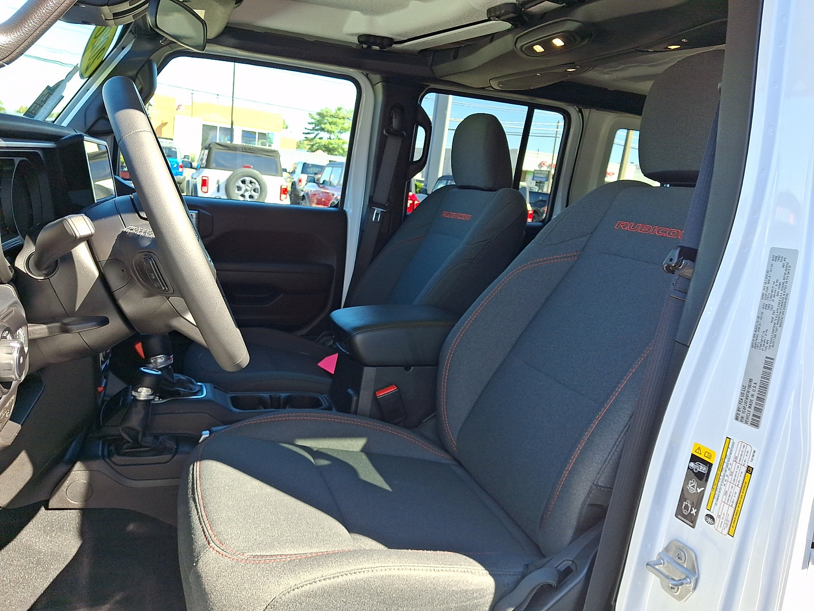 Used 2026 Jeep Wrangler Unlimited Rubicon AWD/4WD image 15