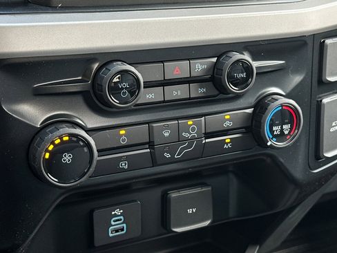 New 2026 Ford F250 XL w/ XL Chrome Package image 18