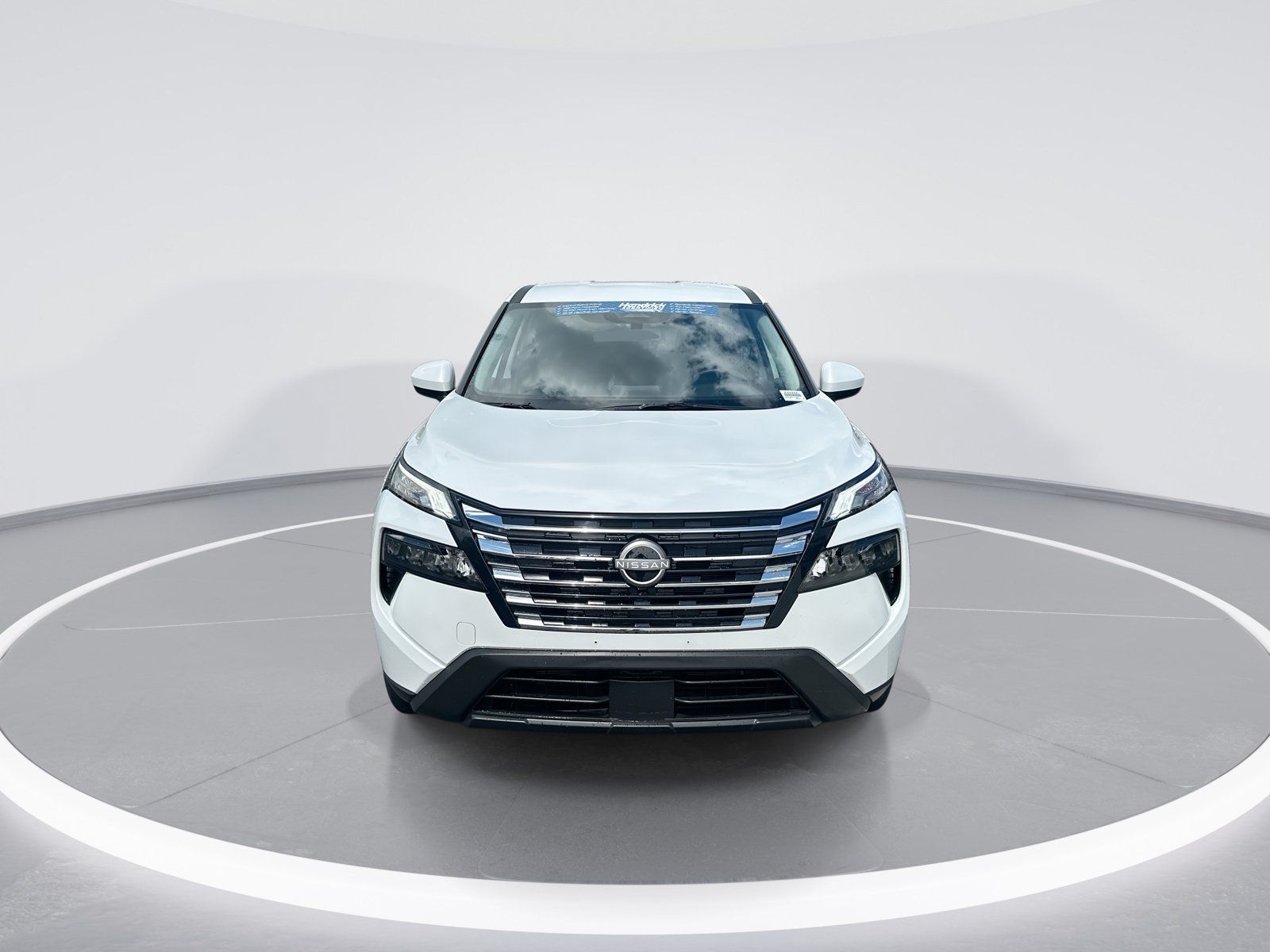 Used 2026 Nissan Rogue SV AWD/4WD image 3