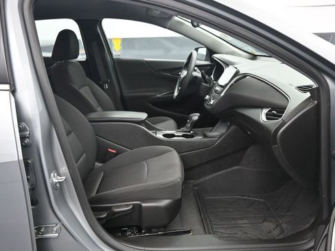 Used 2024 Chevrolet Malibu LS image 11