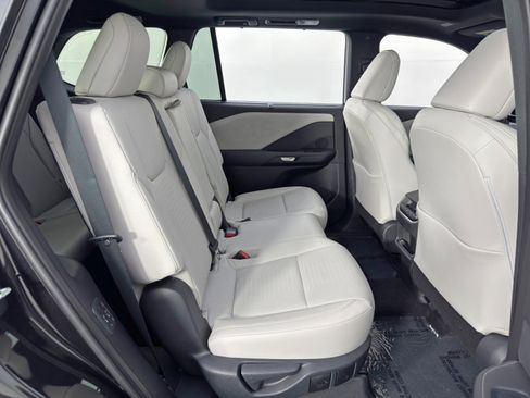 Used 2025 Lexus TX 350 AWD w/ Technology Package image 42