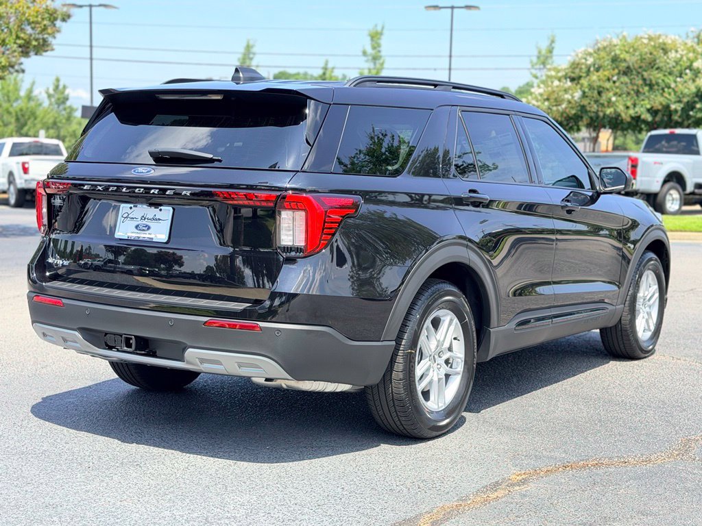 New 2026 Ford Explorer Active w/ Active Comfort Package RWD image 4