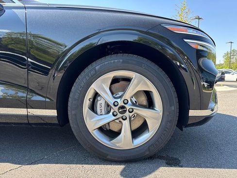 New 2026 Genesis GV70 2.5T Advanced image 12