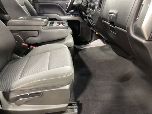 Used 2019 Chevrolet Silverado 1500 LT image 14