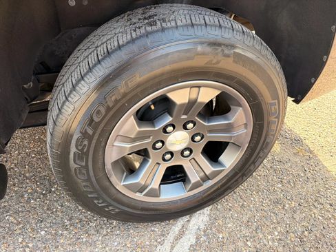 Used 2018 Chevrolet Tahoe LT AWD/4WD image 11
